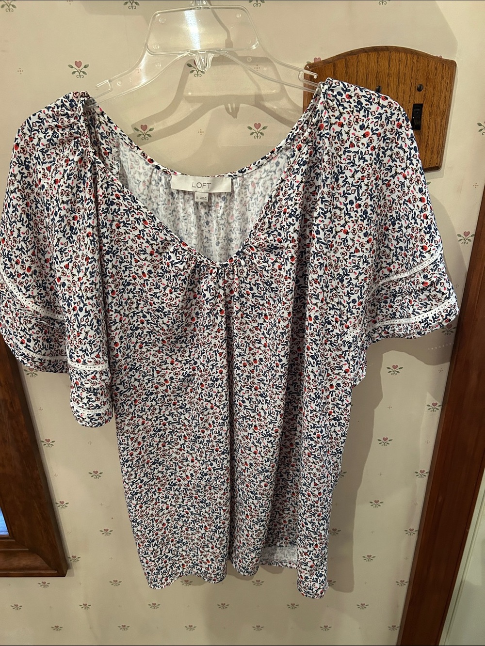 LOFT White Floral Swing Tunic top with Red & Navy Accents